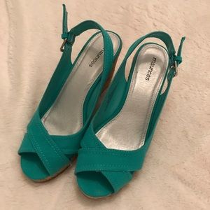 Teal wedges